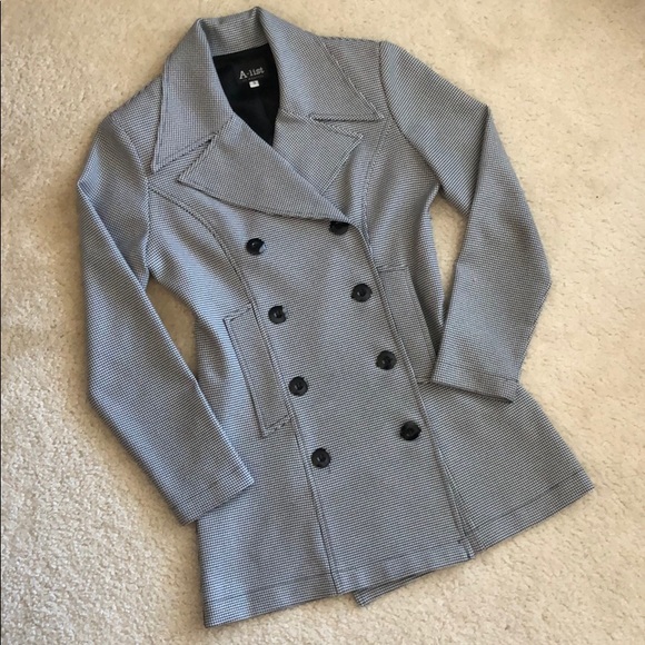 Vintage Houndstooth Fitted Blazer - Picture 1 of 9